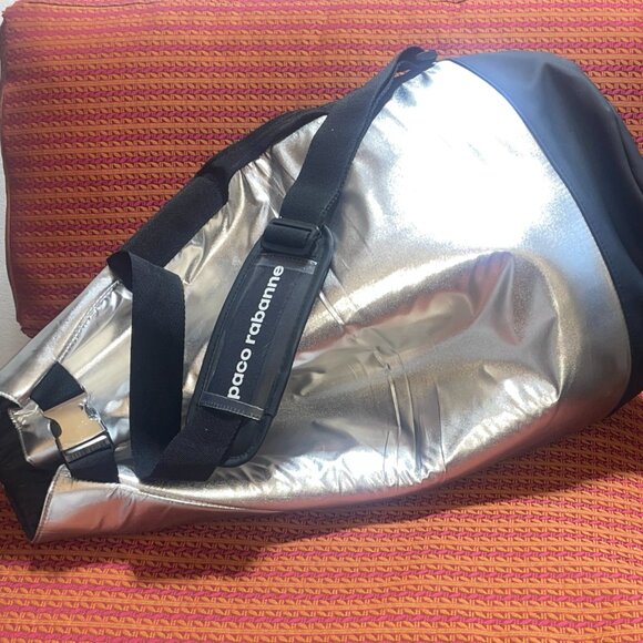 Paco Rabanne Metallic Silver Cinch Bag / Drawstring Backpack - Gym/Travel - Picture 8 of 10